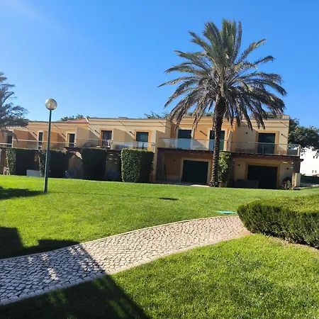 بيت للعطل Casa Amarillo لاغوس